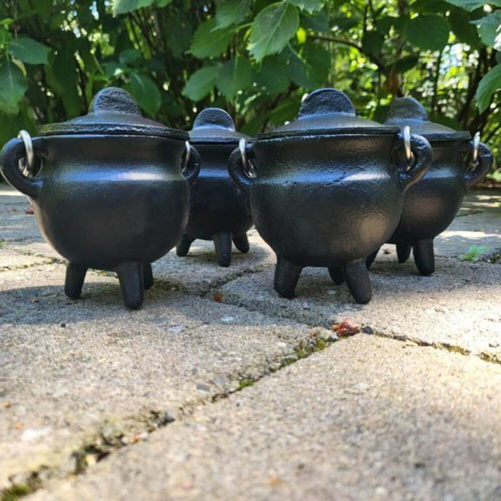 Small Cast Iron Cauldron - Picture 2 of 3